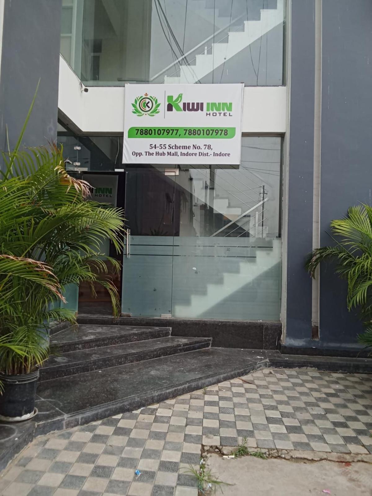 Hotel Kiwi Inn Vijaynagar Scheme 78 Indore Buitenkant foto